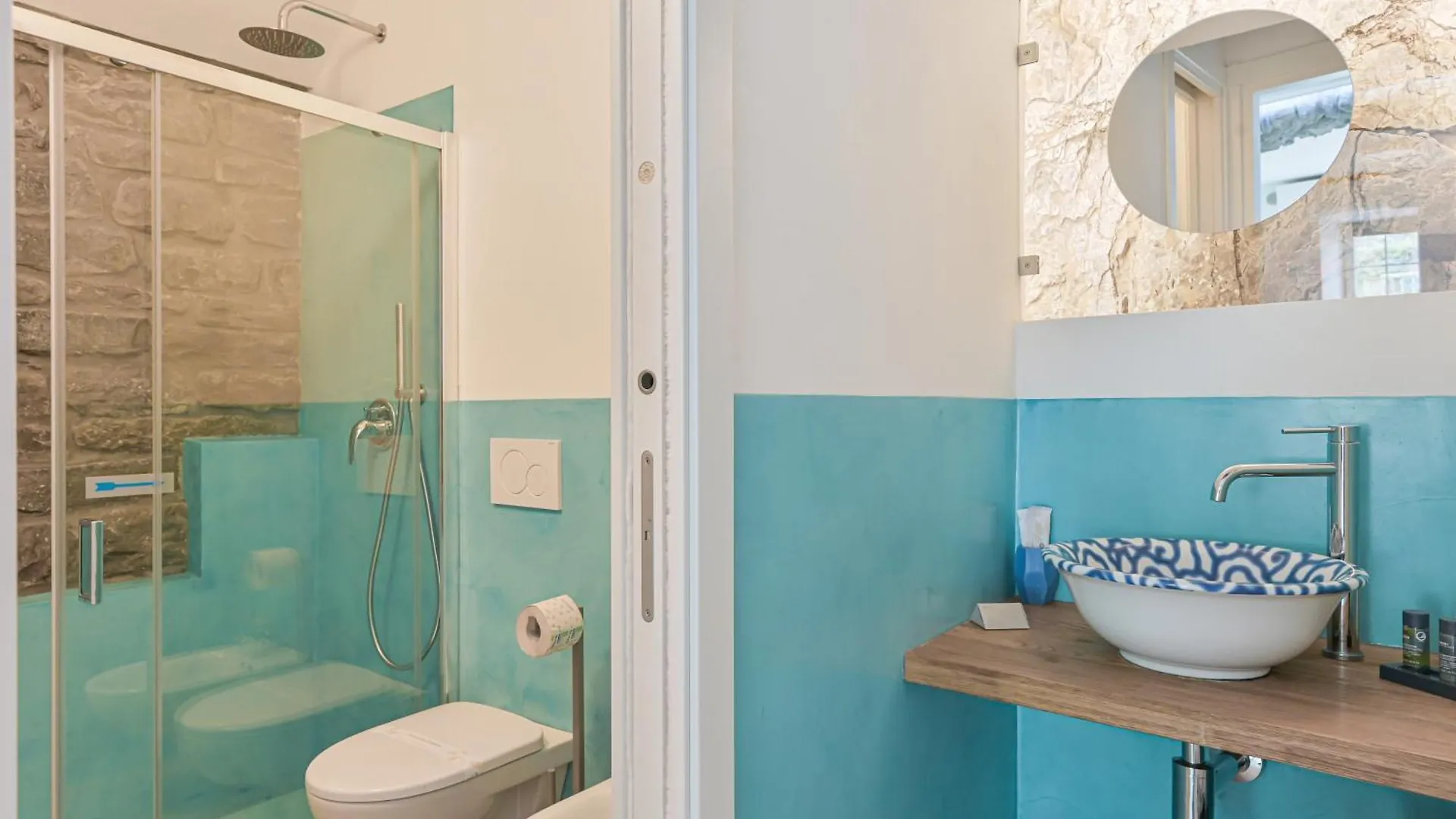 Ca' Del Monica Hotel Manarola 0*,  Italy